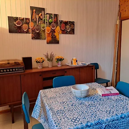 Casa Lalla لا سبيتسْيا